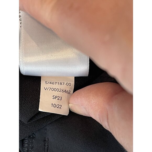 Athleta Size 10 Endless High Rise Cargo Pants in black - Picture 13 of 15